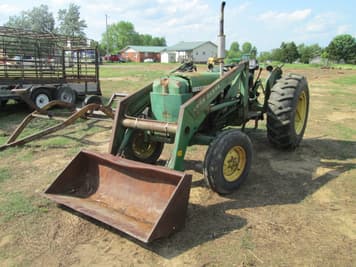 Main image John Deere 2440
